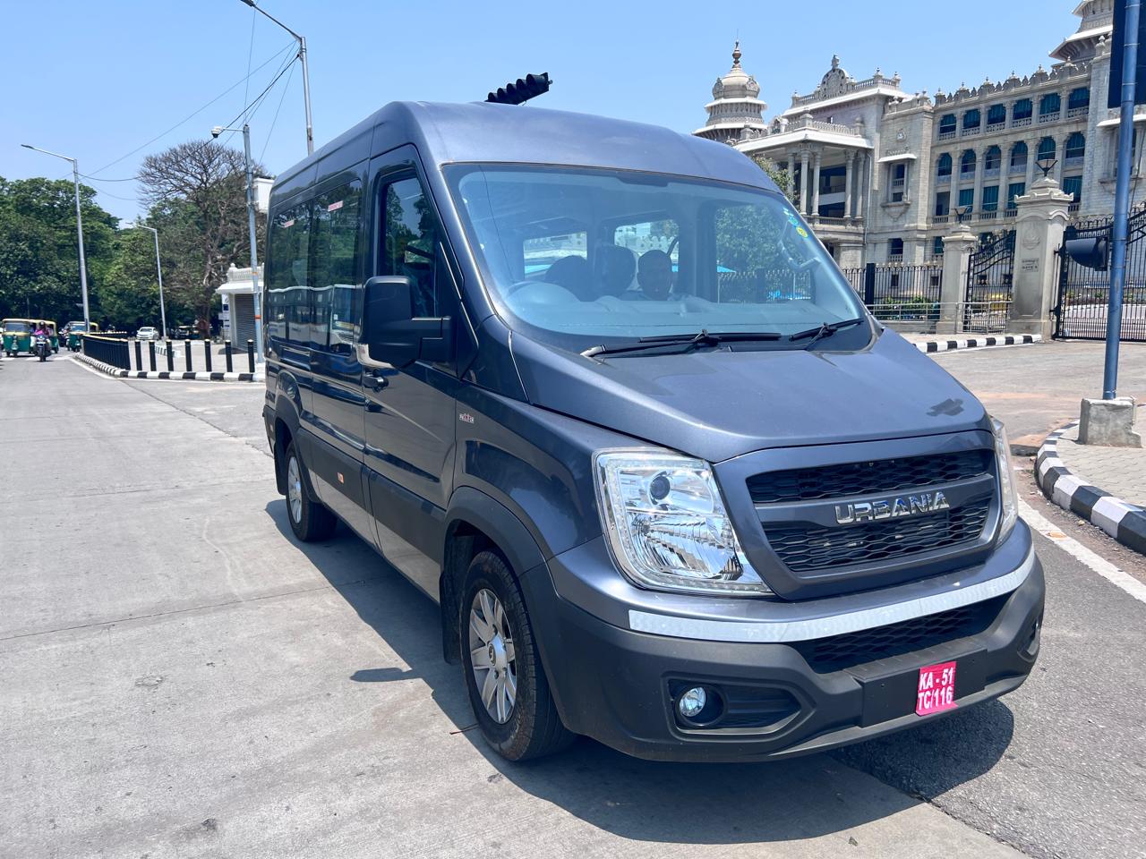 URBANIA 10 D and 13 SEAT 4