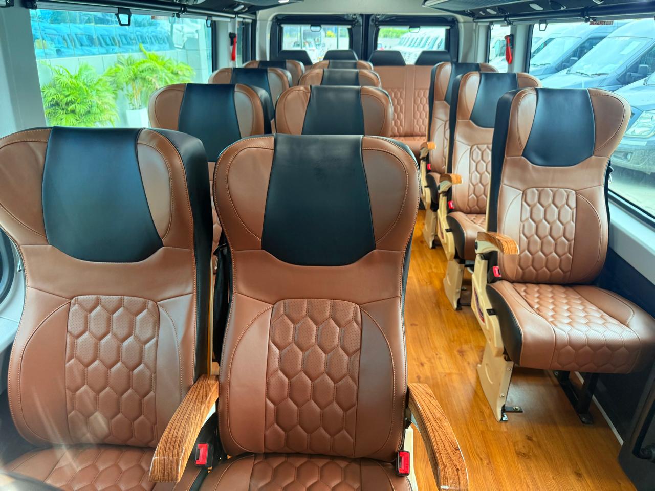 URBANIA 16 D SEAT DELUXE Luxury 11