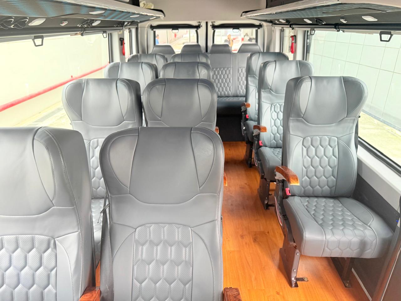 URBANIA 16 D SEAT DELUXE Luxury 12