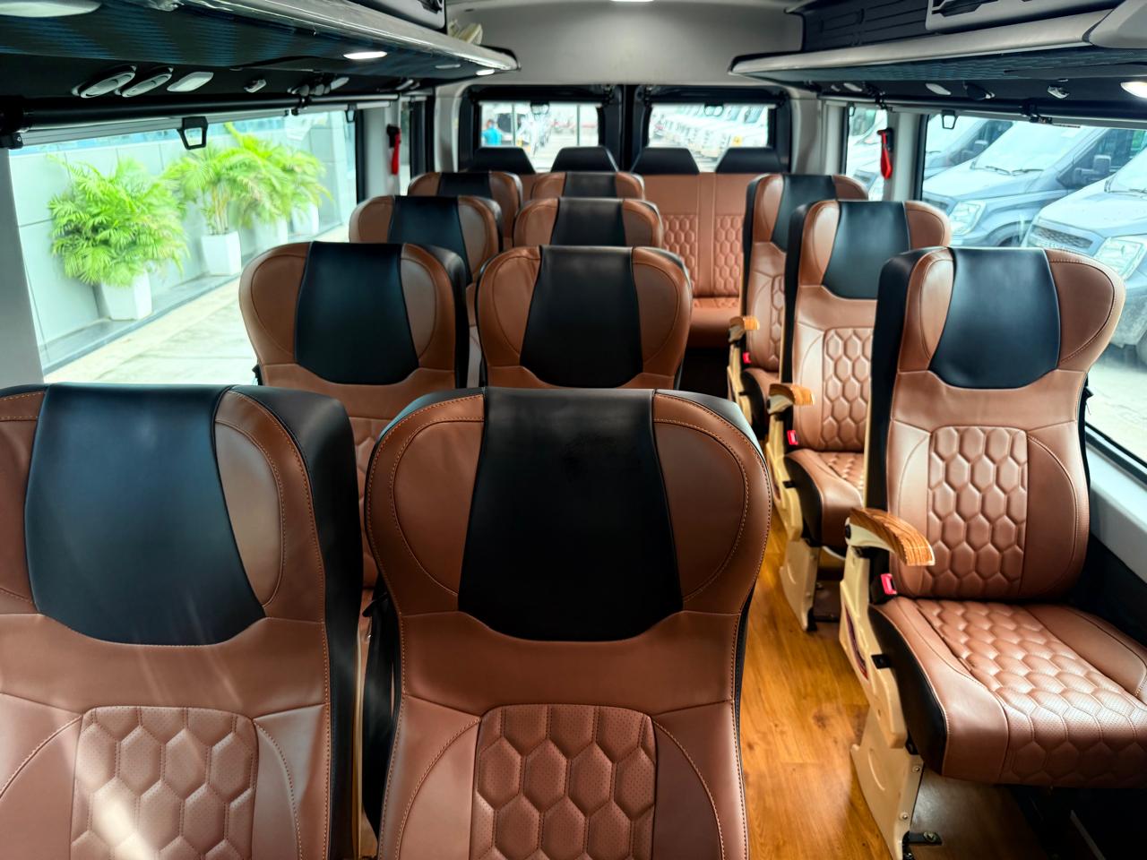 URBANIA 16 D SEAT DELUXE Luxury 9